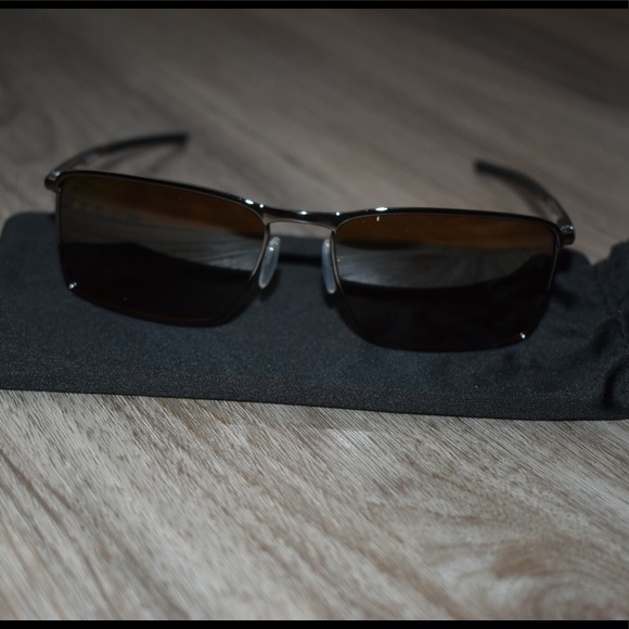 Men’s Oakley sunglasses - Picture 2 of 8